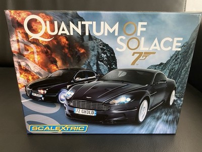Scalextric James Bond 007 Aston Martin DBS   Alfa Romeo 159 Quantum of Solace