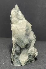 GREEN AND WHITE SHINY QUARTZS CRYSTAL