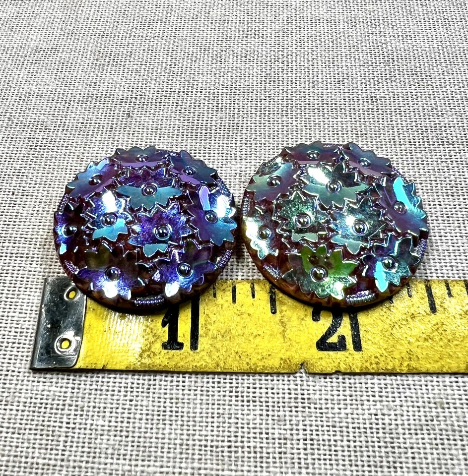 Two Antique Vintage D&E Juliana Iridescent Glass Flower Replacement Cabochons - Image 4 of 4