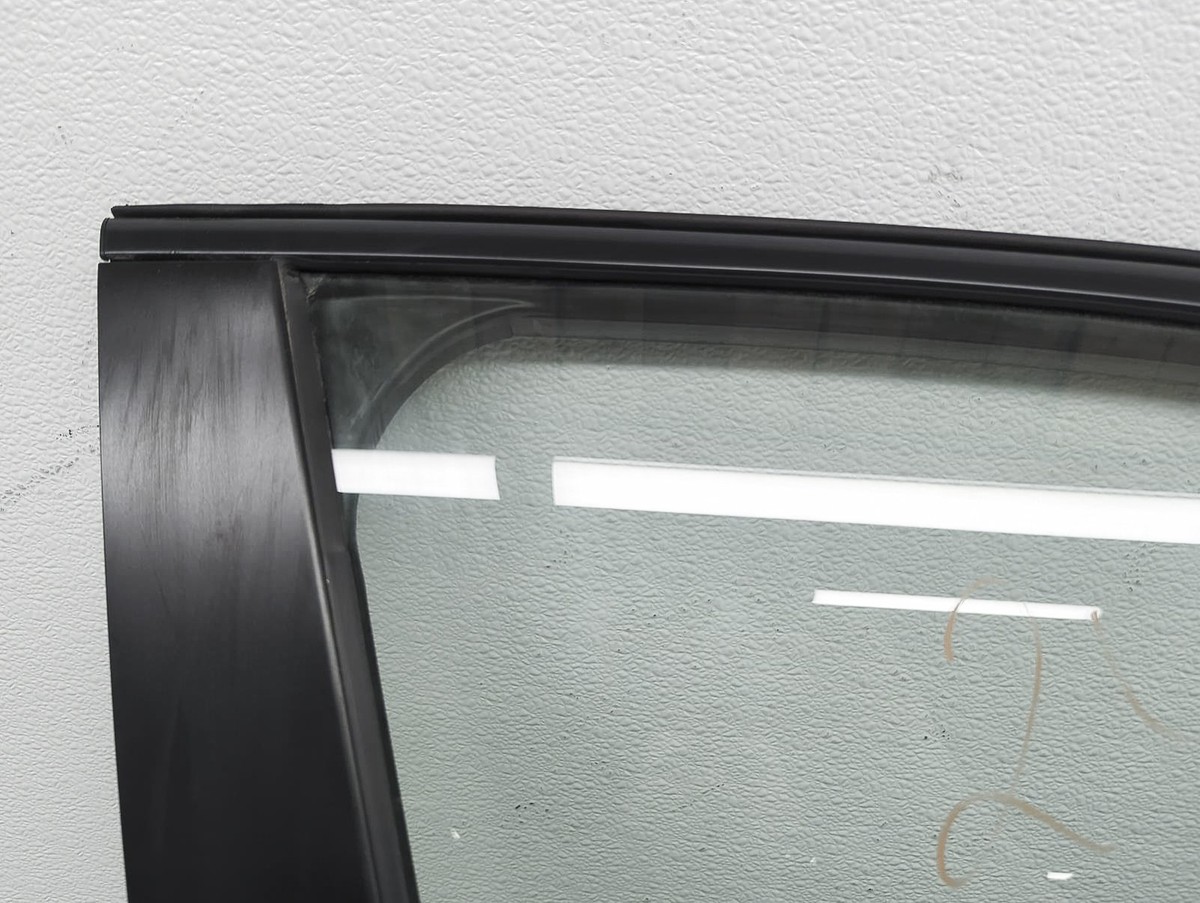 2022-2024 Honda Civic Front Passenger Right Door - Black (Nh731p