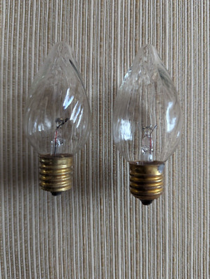 2 GE ''Hard To Find'' 15 Watt Clear Transparent C-9 1/4 Swirl Flame 115-125V Bulbs