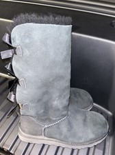 UGG BAILEY BOW TALL II BLACK SUEDE SHEEPSKIN BOOTS SIZE US 6