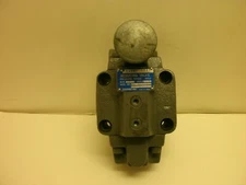 TOKIMEC XCG-06-F-20-JA-S6-J PRESURE REDUCING VALVE PRESSURE RANGE 14-200 kgf/cm2