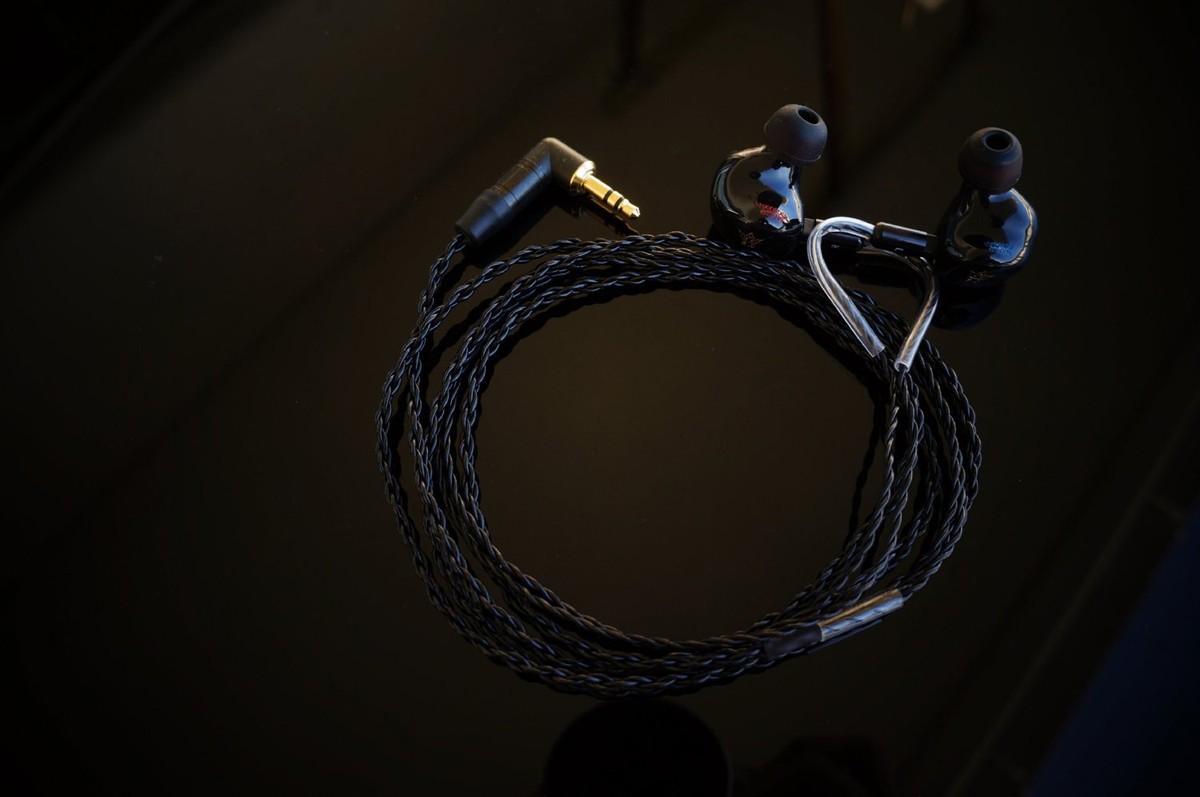 NEW HEIR AUDIO IEM 8AI a hand crafted InEar Monitor Earphone