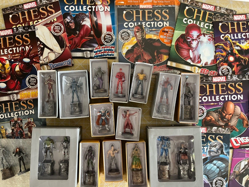MARVEL CHESS FIGURES JOB LOT 18 PIECES 11 MAGAZINES