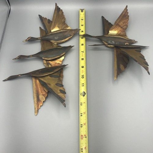 Vintage MID CENTURY Brass BIRD Wall Hanging plaques. Home Interiors - Picture 8 of 9