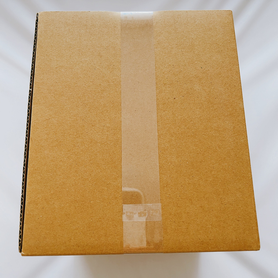 [459540]LADYBUG CD+Blu-ray Disc+特典グッズ 完全数量生産限定盤【CD、音楽 新古:未使用 CD】 5/19（水）リリースLiSAミニアルバム「LADYBUG」、商品見本画像