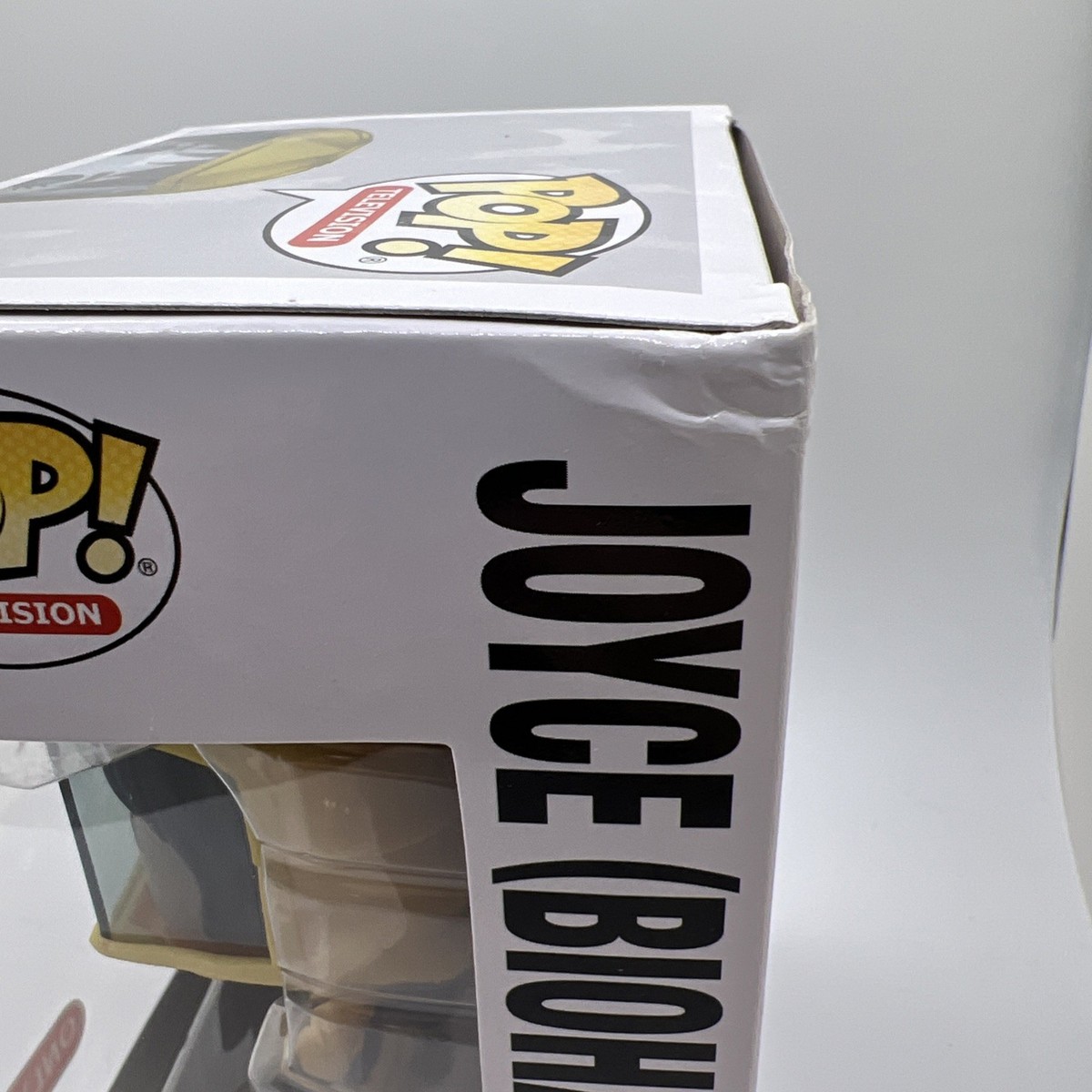 Funko Pop! Traje #526 de Joyce Biohazard de Stranger Things