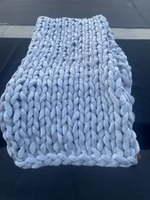 Bearaby Weighted Velvet Napper 20 Lb Throw Retail $269 Gray Silver