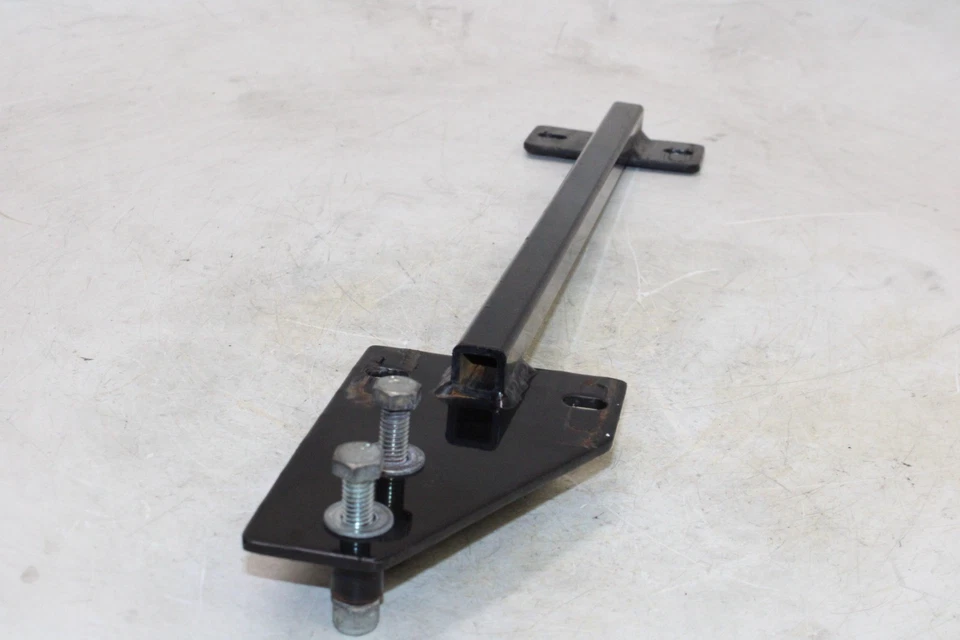 01-14 YAMAHA ROAD STAR XV1600A OEM MUFFLER EXHAUST PIPE BRACKET MOUNT - Image 4 of 4