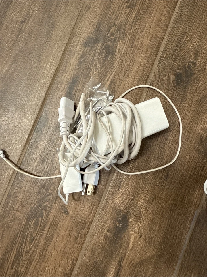 Square POS Terminal Stand for 9.7" iPad S025 with 3-Port USB Hub and A/C - Image 2 of 4