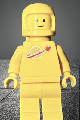 Lego  Minifigur tlm109, The LEGO Movie 2, Classic Space Gelber Astronaut Benny's