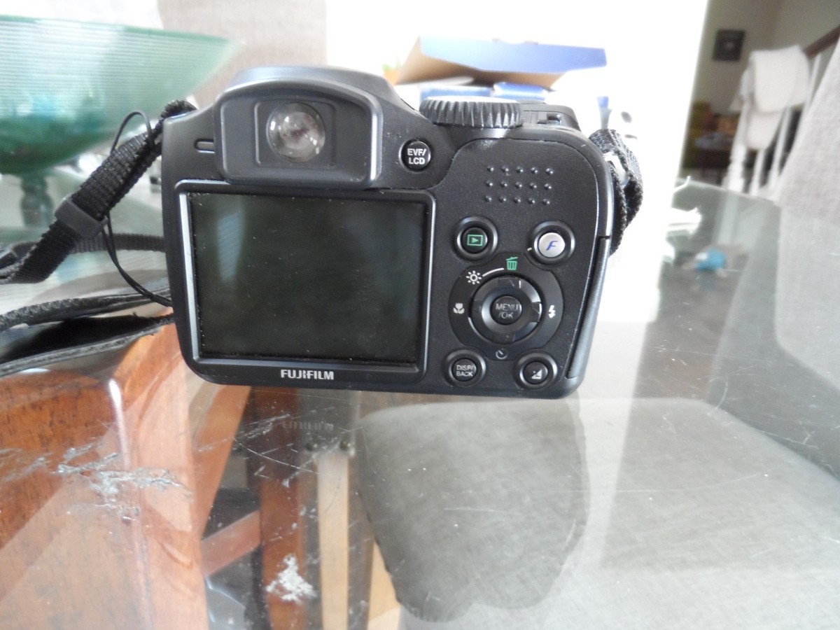 FUJIFILM BRIDGE S5700 DIGITAL PARTS CAMERA 10X ZOOM 7.1 MEGAPIXEL