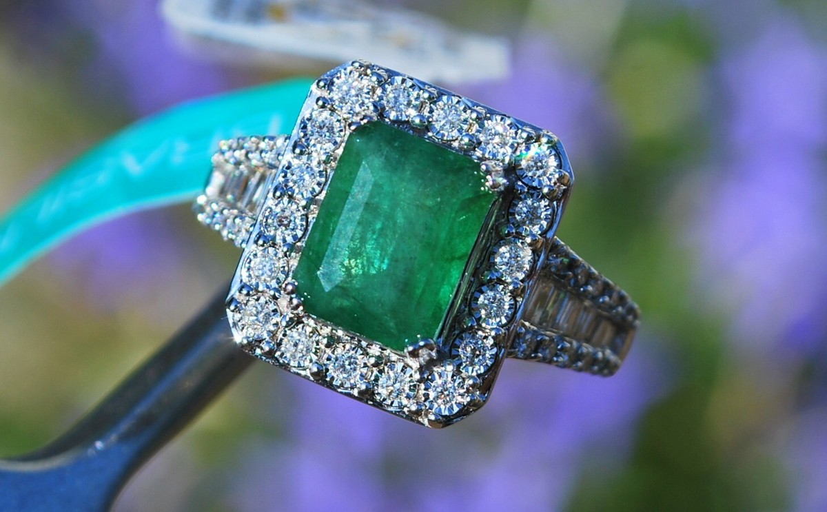 Gorgeous 14K White Gold Emerald & Diamonds Ring by EFFY NWT Sz7 