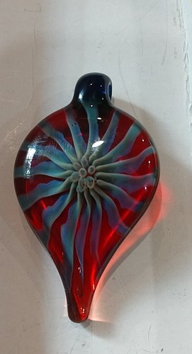 Vintage Nwot Red Blown Glass Flower Pendant i265