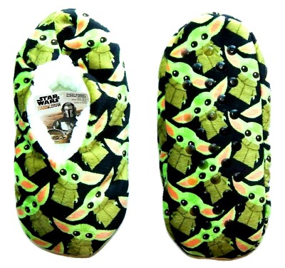 MANDALORIAN & GROGU BABY YODA Kids Fuzzy Babba Slippers S/M (Shoe Size 8-13) NWT