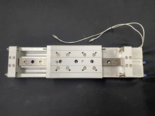 MXW25-200B SMC PNEUMATICS AIR CYLINDER SLIDE ACTUATOR
