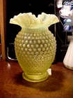 Vintage 6 1/2" Fenton Art Glass Hobnail URANIUM GLOW Topaz Opalescent Vase