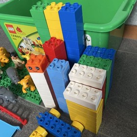 LEGO Duplo 7618 Fun Zoo Animal Block Set for Ages 1.5 and Up