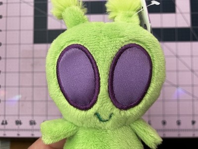 Twitch Alien Clip on #16513 Wearable Alien Mini Plush