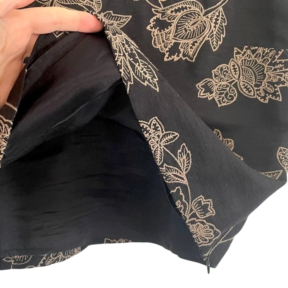 Tommy Bahama Negro y Dorado Seda Recortado Floral Hawaiano, Bordado, Camiseta sin Mangas 12 Foto 4 de 4