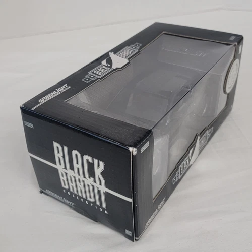 Greenlight Black Bandit Shelby GT-500 Diecast 1:24 - Exclusive Model - Picture 4 of 14