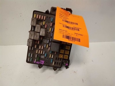 Fuse Box Engine Fits 03-07 HUMMER H2 369731