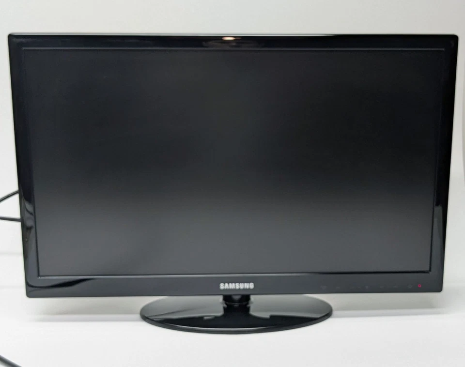 Samsung 22" Full HD 1080P UN22D5003BF LED LCD  120Hz TV w/ Stand Remote 2 HDMI - Image 3 of 4