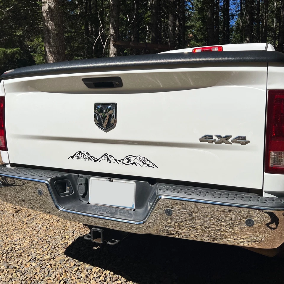 Calcomanía icónica de montaña para Jeep Wrangler Unlimited JKU 2007-2018 ventana lateral trasera Foto 3 de 4