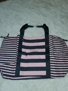 black pink duffle bolsa