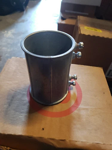 Box Of 10 Bridgeport 245-DC 2" EMT Coupling Set Screw Type New In Box