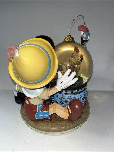 Disney Pinocchio & Figaro magische musikalische animierte Schneekugel Brahms Walzer mit Box - Bild 6 von 9