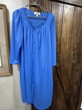 Miss Elaine Blue Nylon Robe House Coat Sz L Button Front Pocket Embroidered
