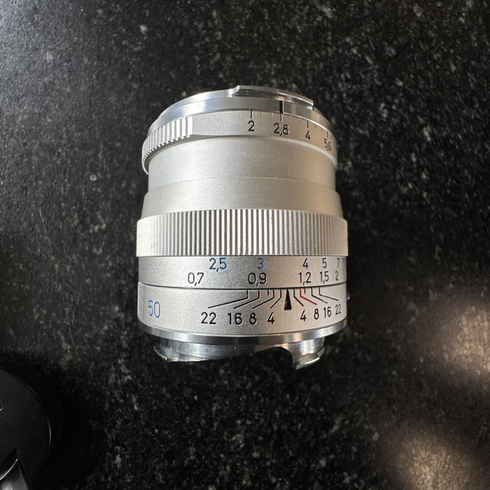 Zeiss Planar T 50mm F2 ZM Mount Manual Focus Lens Silver - Image 4 of 4