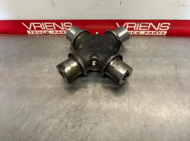 SPICER F6569 UNIVERSAL JOINT | eBay
