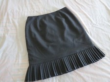 Skirt size Medium Petite Gray
