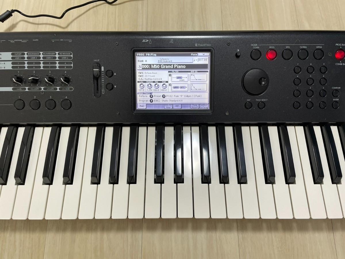 Korg M50-61 61-Key Keyboard Synthesizer Music Korg M50-61 61-Key Keyboard Synthesizer Music