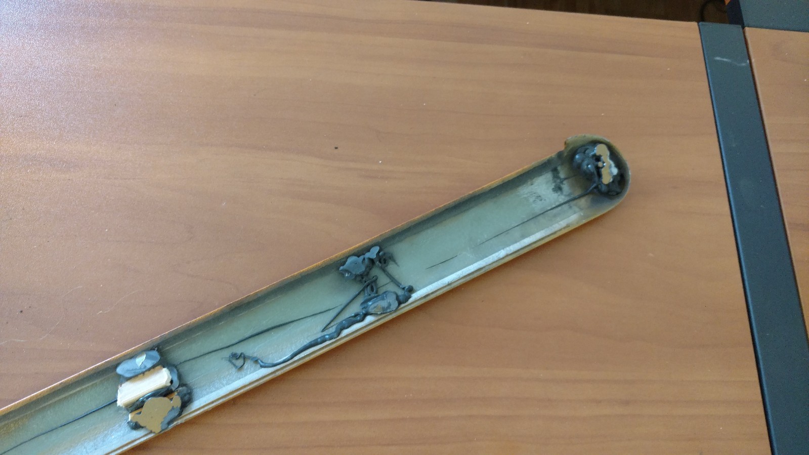 LAMBORGHINI GALLARDO PASSENGER SIDE DOOR SCUFF PLATE OEM 400853492