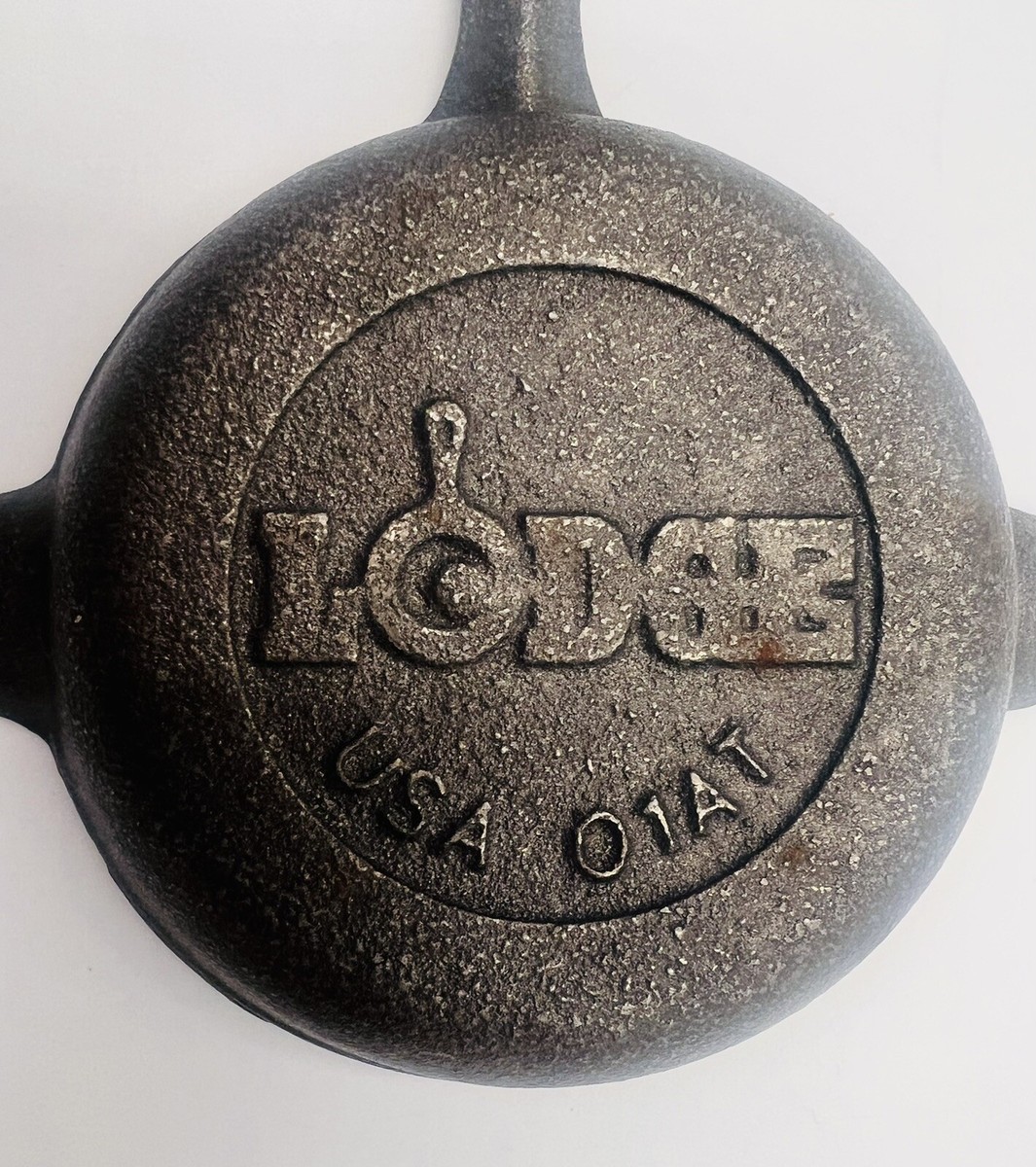 Vintage Lodge USA 01AT Cast Iron Skillet Miniature Ashtray Spoon