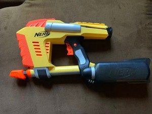 nerf n strike magstrike