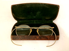 ANTIQUE1920'S ERA ROUND FRAME WIRE BI-FOCAL GLASSES GOLD FILLED  ORIGINAL CASE