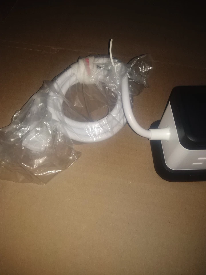 Bestek Vertical USB Power Strip Block MRJ3006 - Image 2 of 4