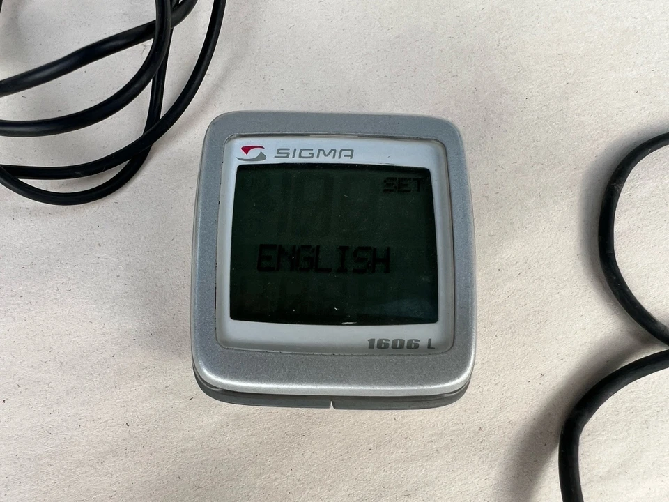 Sigma 1606 L Cadence Wireless Cycling Computer Multi Language LCD Display - Image 2 of 4