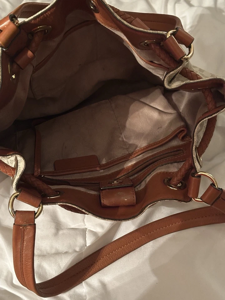 Bolso de hombro Michael Kors grande Jet Set logotipo de vainilla reunido Foto 2 de 4