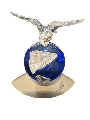 SWAROVSKI CRYSTAL MILLENIUM FIGURINE with OR BOX  PLANET VISION peace dove 2000