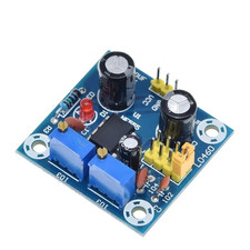 Adjustable NE555 Square Wave Generator Module 1Hz to 200kHz with LED Indicator
