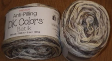 Lot of 2 Cakes, Premier Anti-Pilling Dk Colors Batik, 5oz/383yds, Cloudy Day