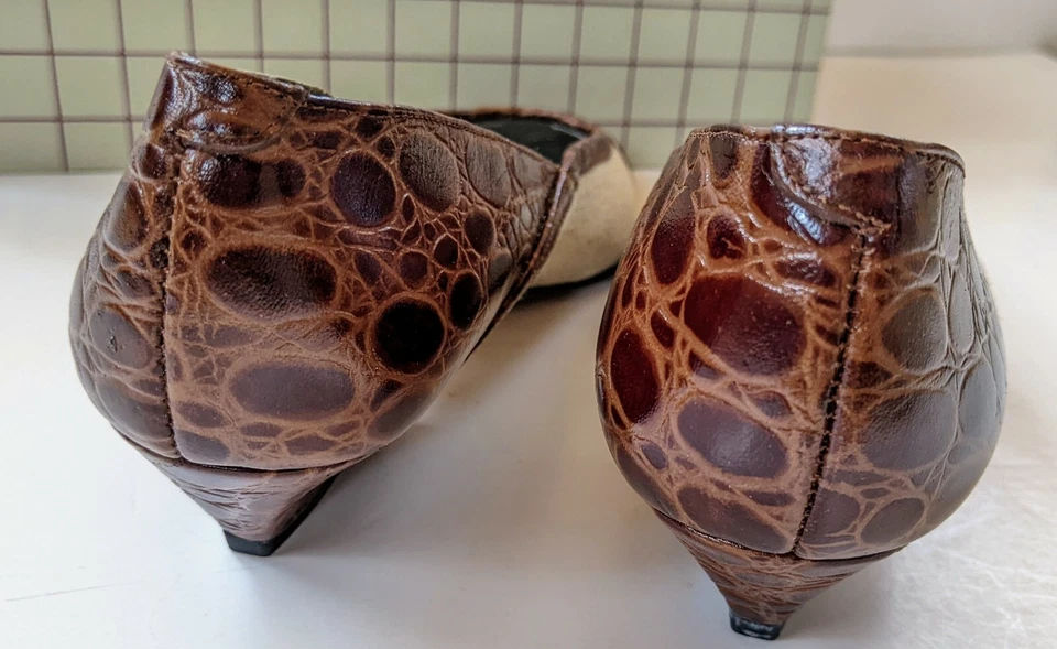 Zapatos de salón vintage Pappagallo de lino natural con tacón "Gwen" talla 6,5 estrechos excelentes Foto 4 de 4