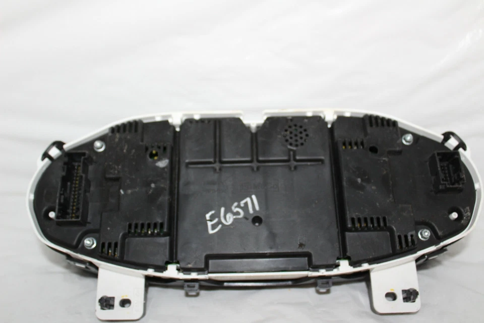 Speedometer Instrument Cluster 2014 2015 Ford Fiesta Panel Gauges 8,353 Miles - Image 2 of 4