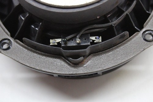 2013 VW JETTA PASSAT FRONT DOOR SPEAKER R/L 5C6 035 453 B OEM 12 13 14 15 16 17 - Picture 3 of 5